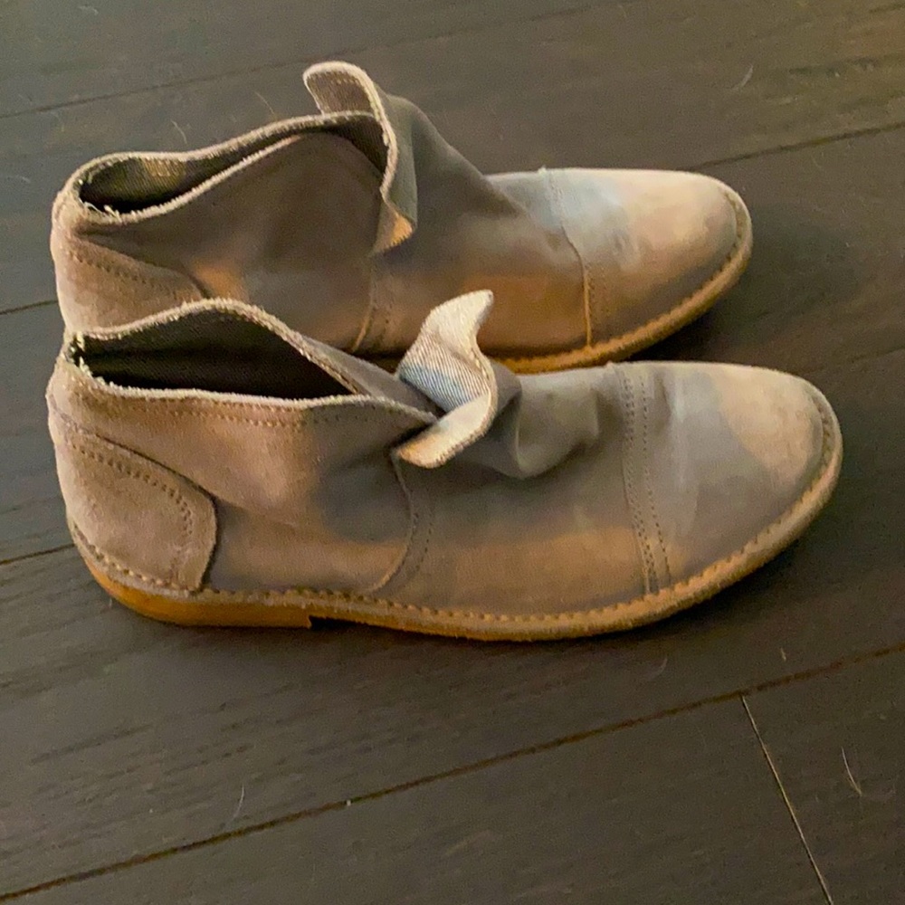 Size 8 (38) Italian made Punto Pilgro boot